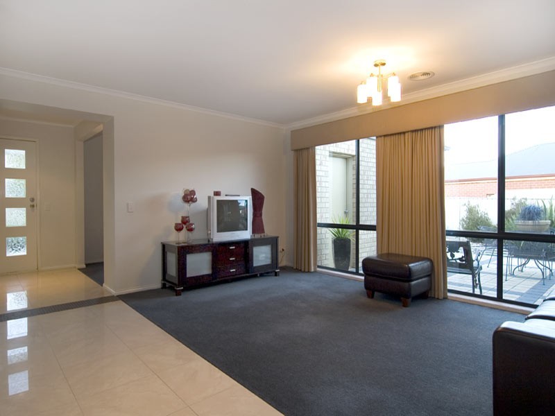 10 Arthurs Crescent, Strathfieldsaye VIC 3551