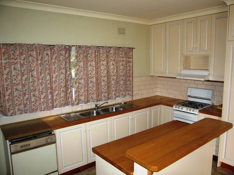 9 Theodore Street, Flora Hill VIC 3550