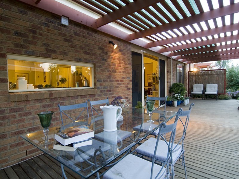 12 Elwood Drive, Strathdale VIC 3550