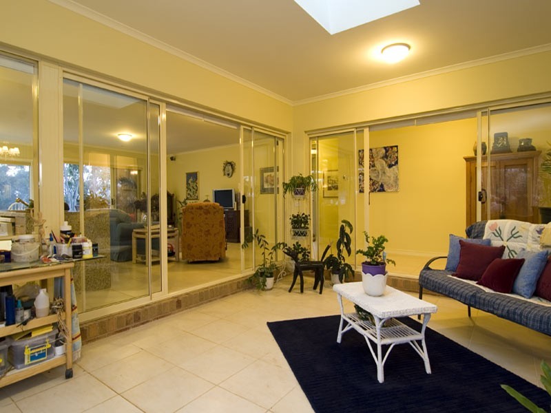 12 Elwood Drive, Strathdale VIC 3550