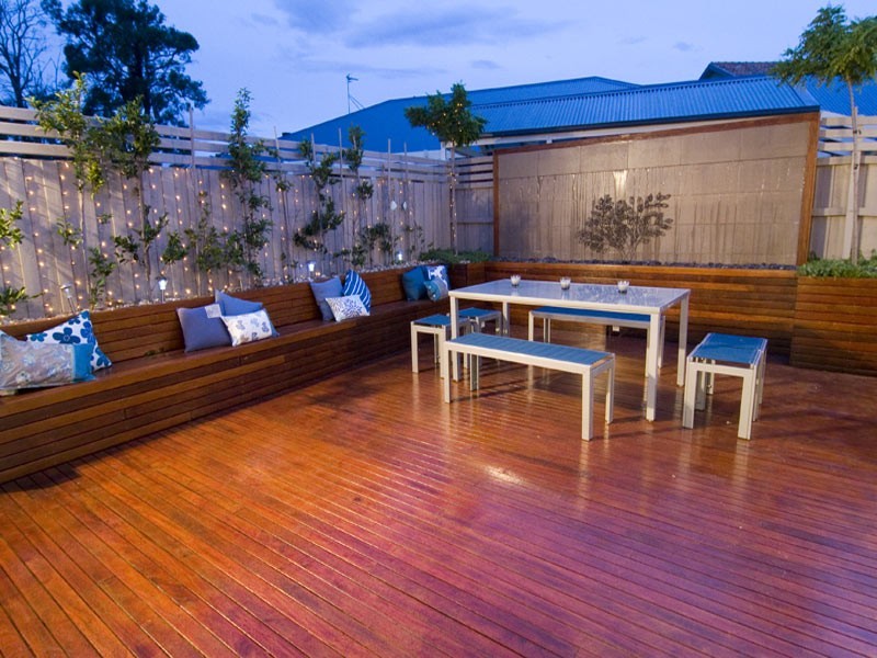 8 Isabella Grove, Strathdale VIC 3550