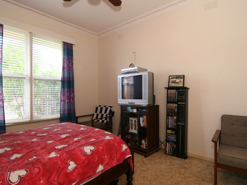 184 McIvor Road, Strathdale VIC 3550