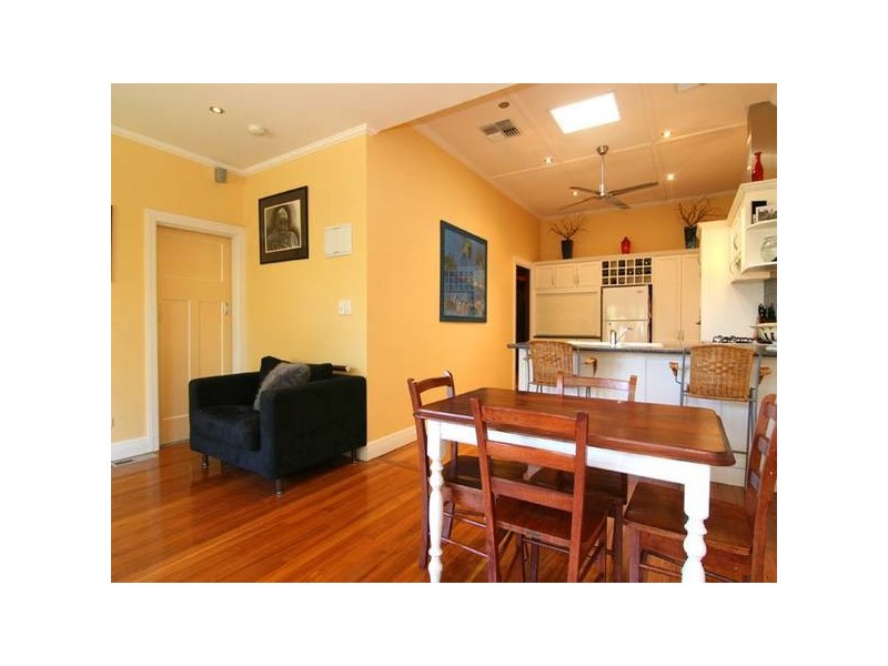 28 Rodney Street, Quarry Hill VIC 3550