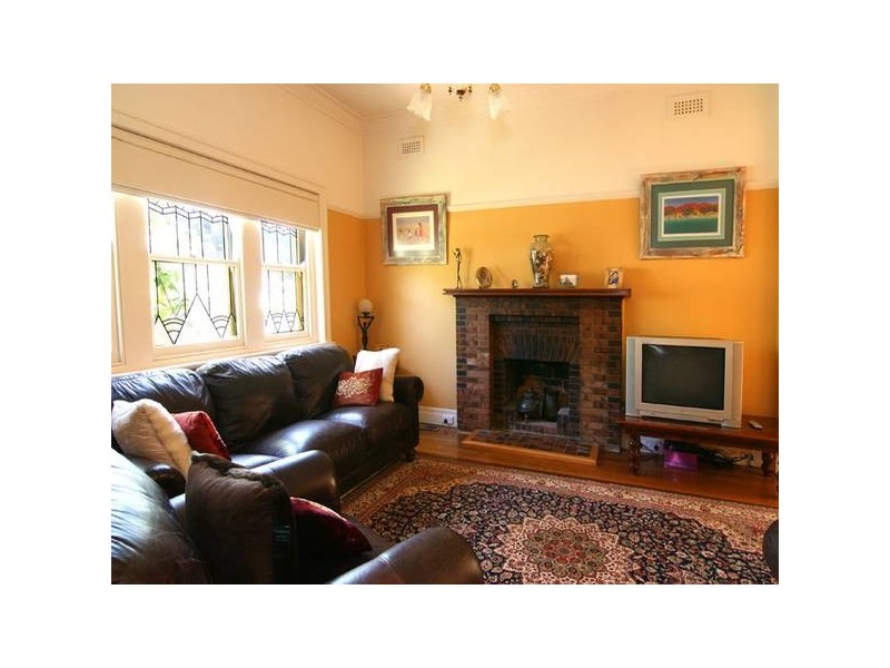 28 Rodney Street, Quarry Hill VIC 3550