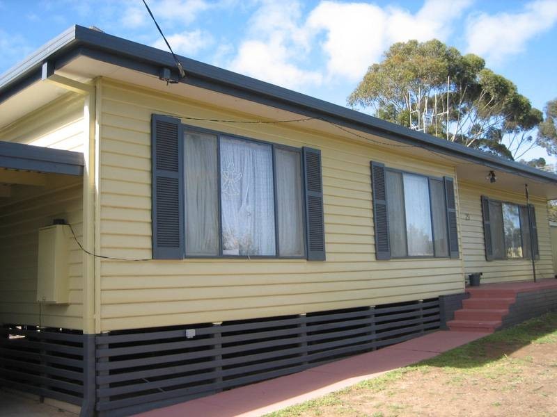 29 Curnow Street, Golden Square VIC 3555