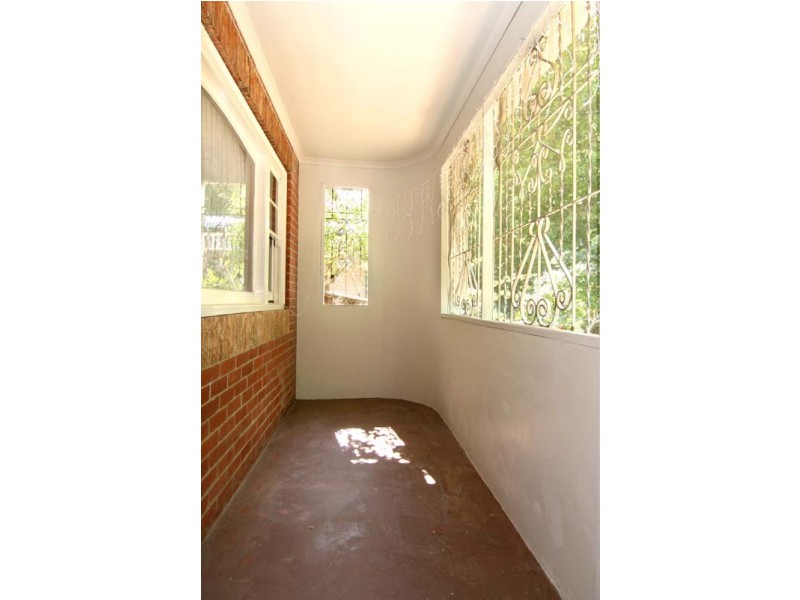 2 Marks Street, Quarry Hill VIC 3550