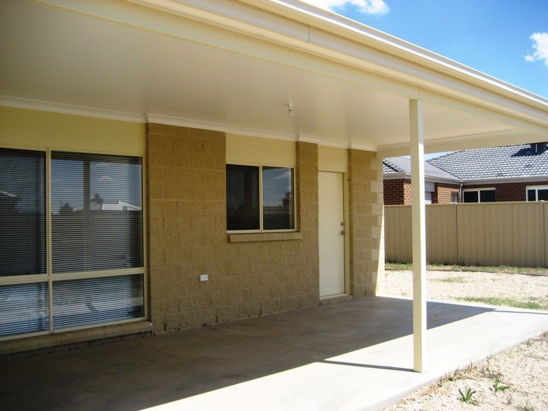 53 Murdock Street, California Gully VIC 3556