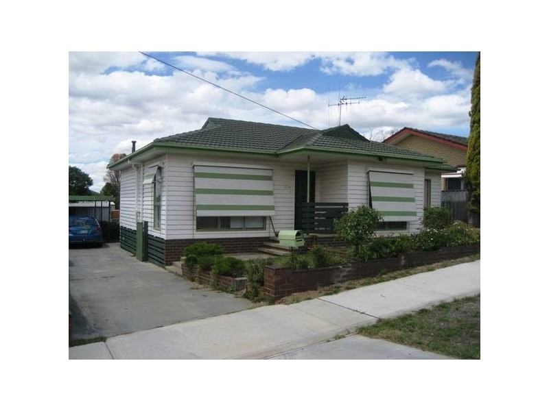 10 Scott Street, White Hills VIC 3550