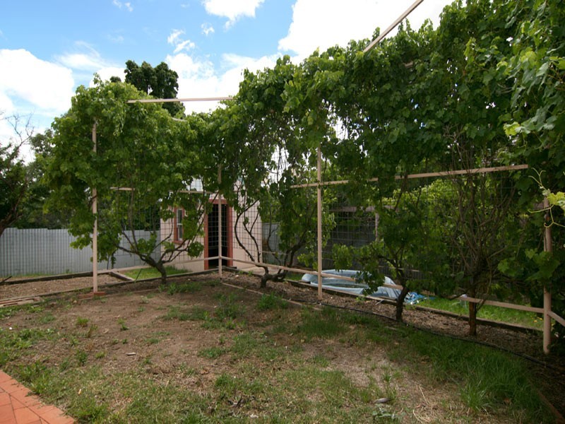 18 Graham Street, Quarry Hill VIC 3550