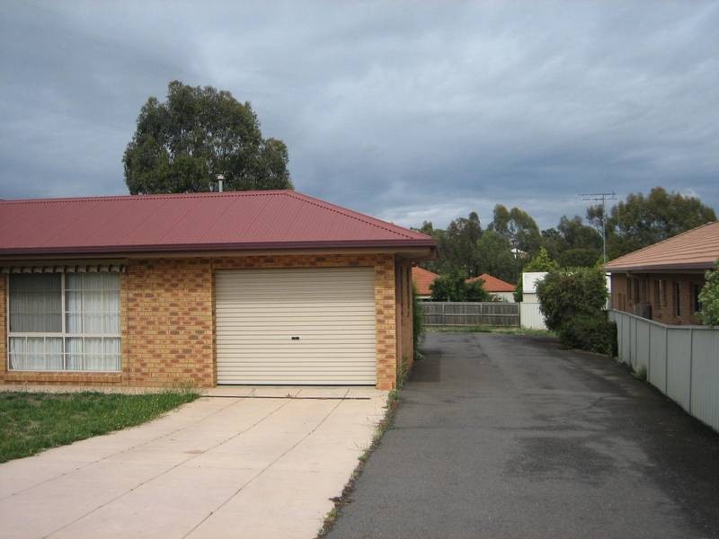 12 Bourke Drive, Strathdale VIC 3550