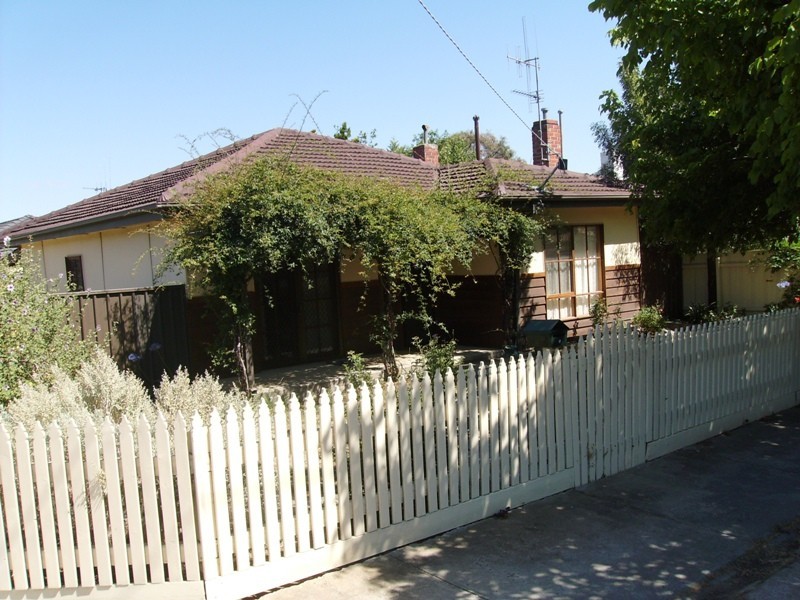 56 Curtin Street, Flora Hill VIC 3550