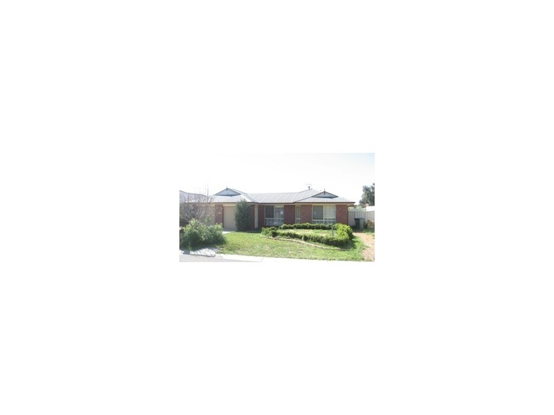 22 Tomkinson Drive, Golden Square VIC 3555