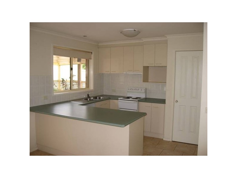 22 Tomkinson Drive, Golden Square VIC 3555