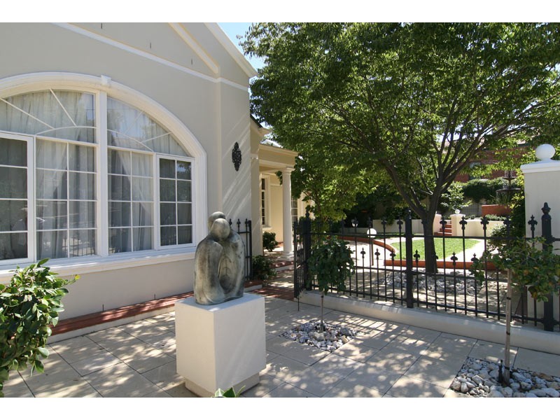 64 Rowan Street, Bendigo VIC 3550