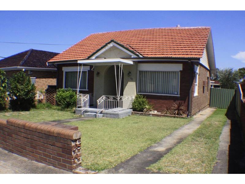 66 Gueudecourt Ave, Earlwood NSW 2206