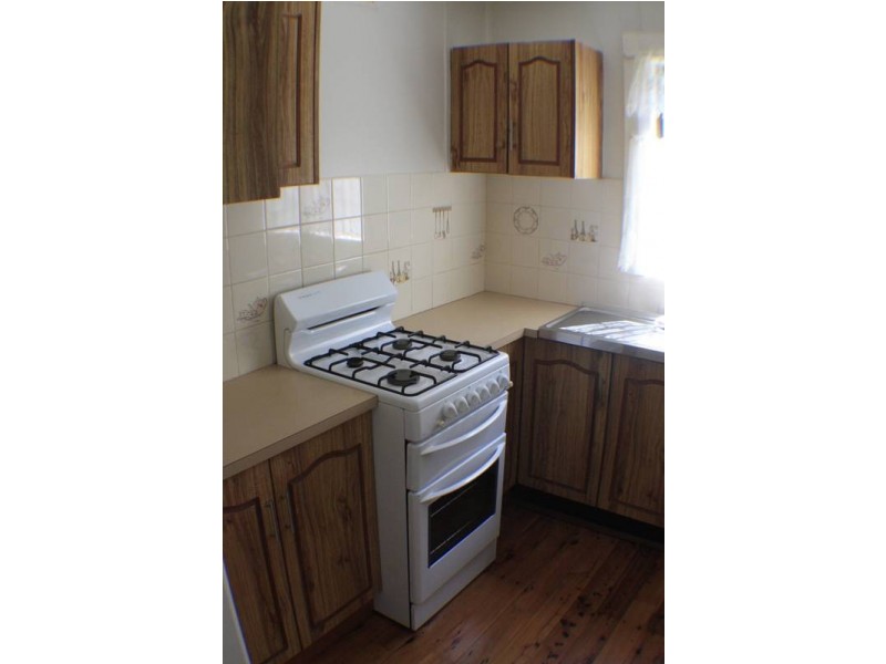 66 Gueudecourt Ave, Earlwood NSW 2206