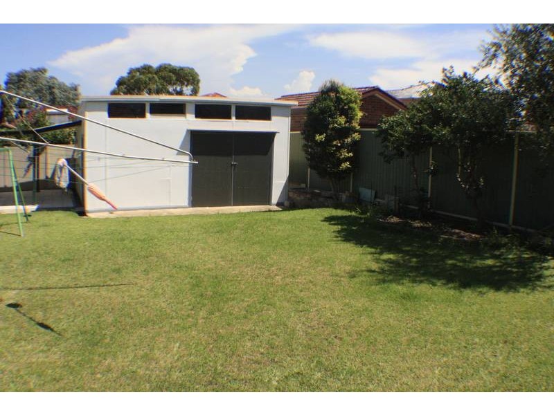 66 Gueudecourt Ave, Earlwood NSW 2206