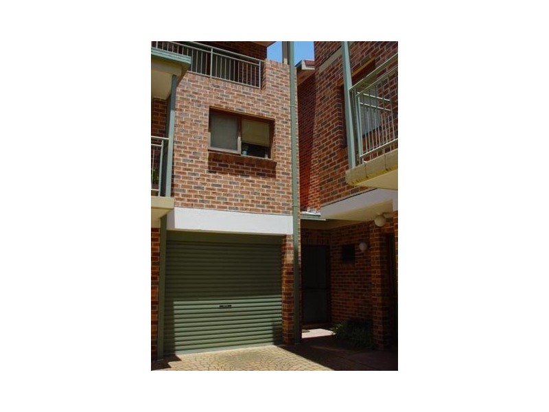 8A McDonald Street, Leichhardt NSW 2040