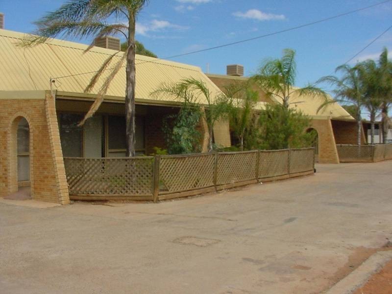 3/2 Carrington Street, Kalgoorlie WA 6430