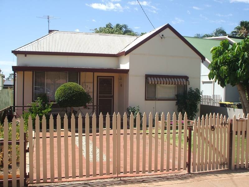 123 Collins Street, LAMINGTON, Kalgoorlie WA 6430