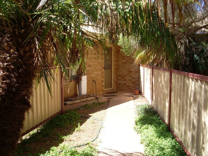 2/1 Kenneally Place, Kalgoorlie WA 6430