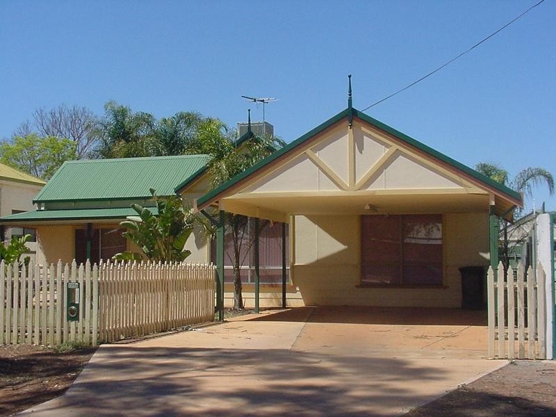 225A Piccadilly Street, Kalgoorlie WA 6430