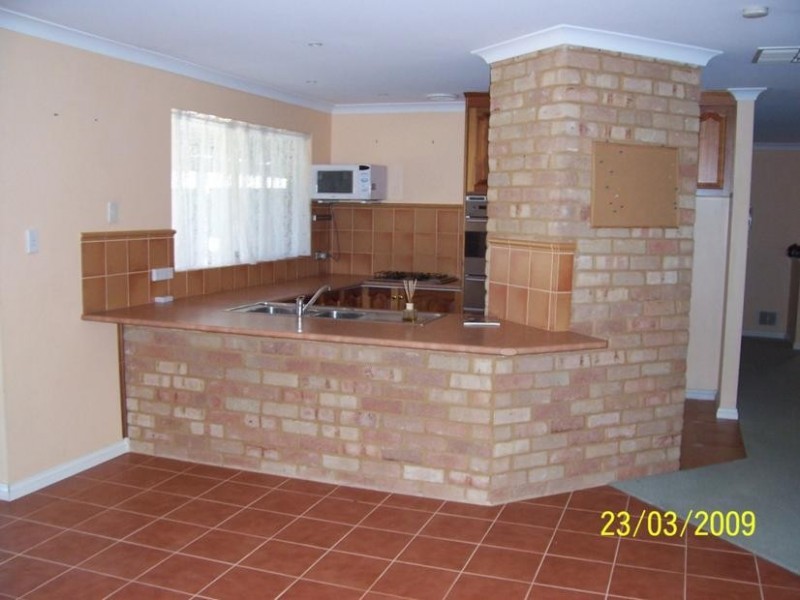 8 Azamor Drive, Boulder WA 6432