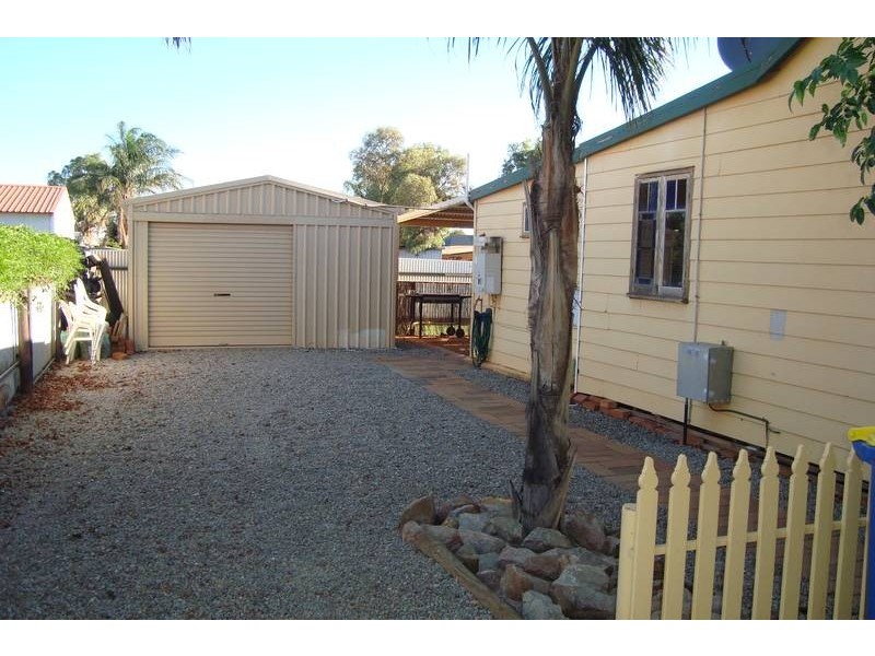 104 Hopkins Street, Boulder WA 6432