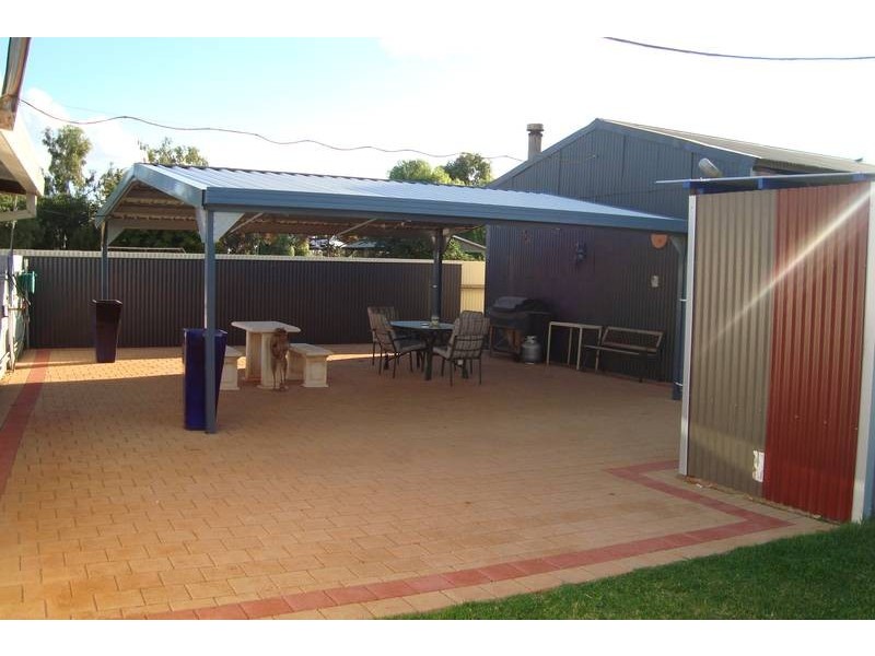 8 Frank Street, South Kalgoorlie WA 6430
