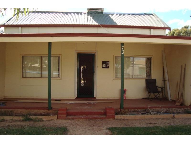 73 North Terrace, Boulder WA 6432