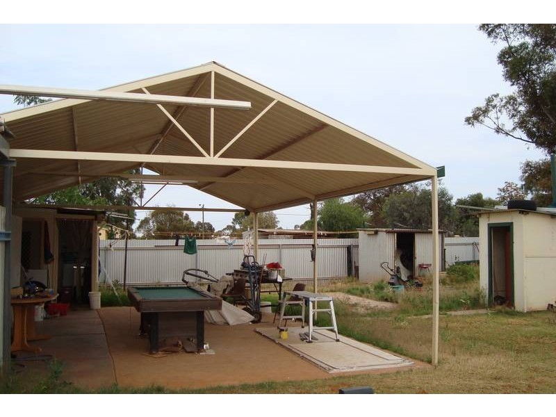 73 North Terrace, Boulder WA 6432