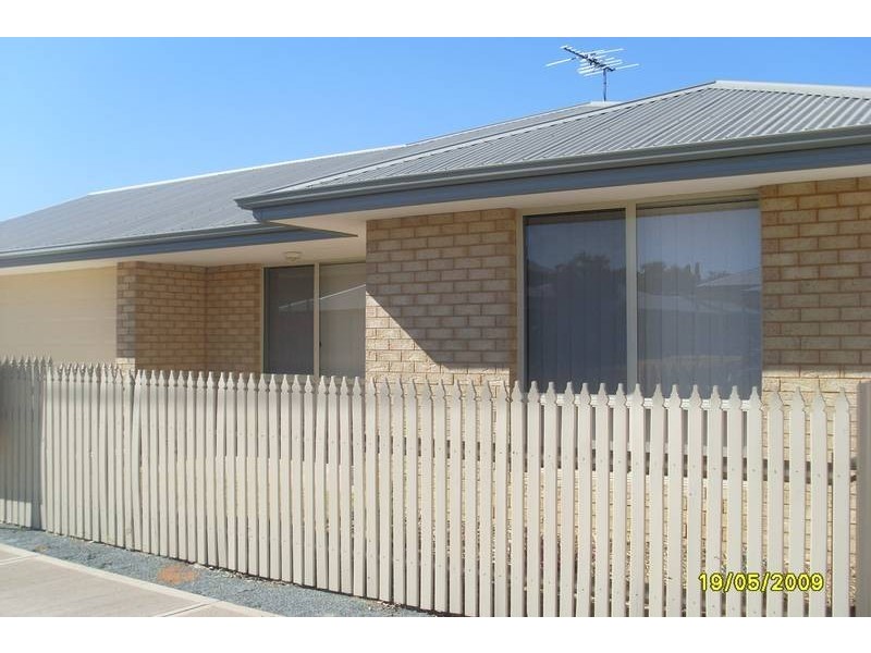 1/23 Hanbury Street, Kalgoorlie WA 6430