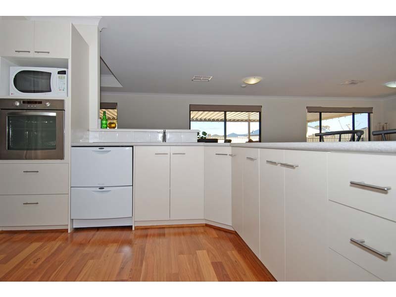 8 Henderson Drive, Kalgoorlie WA 6430