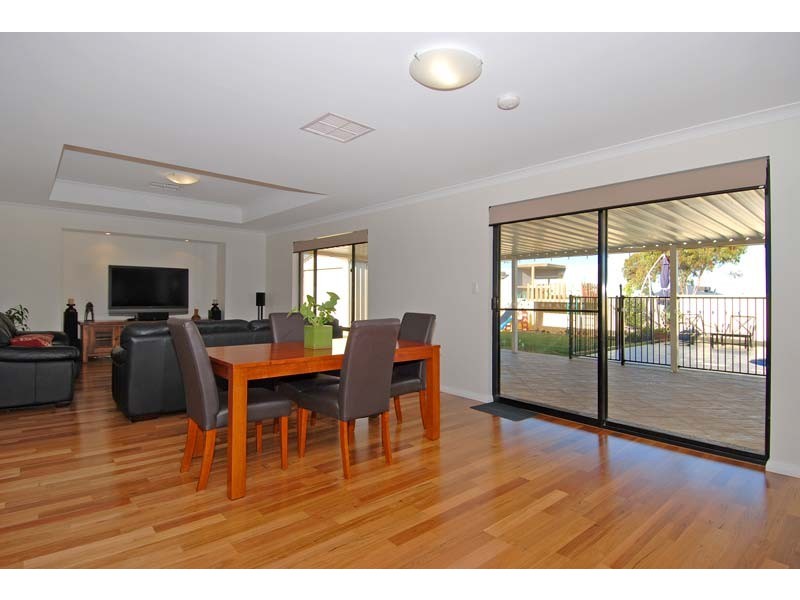 8 Henderson Drive, Kalgoorlie WA 6430