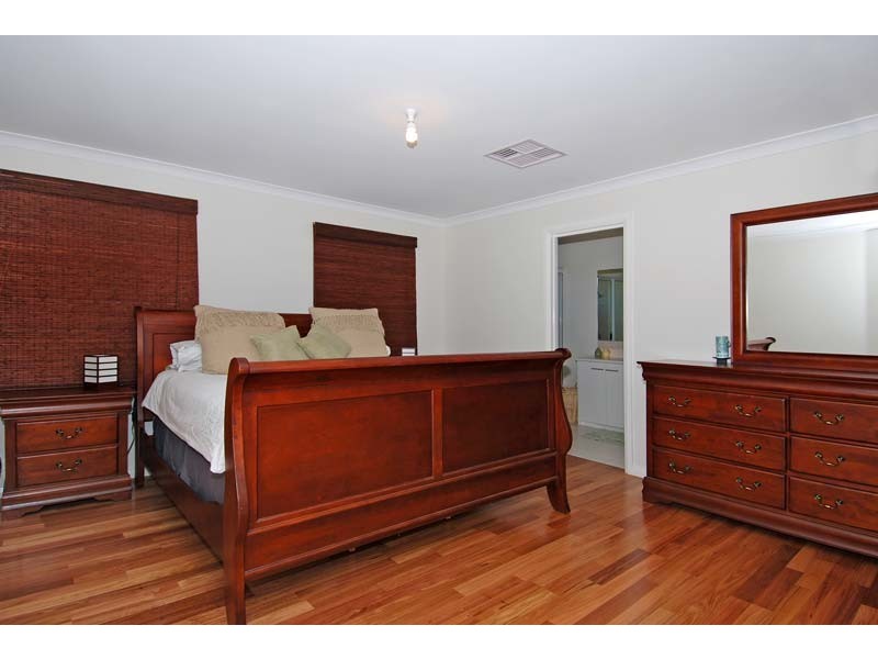 8 Henderson Drive, Kalgoorlie WA 6430