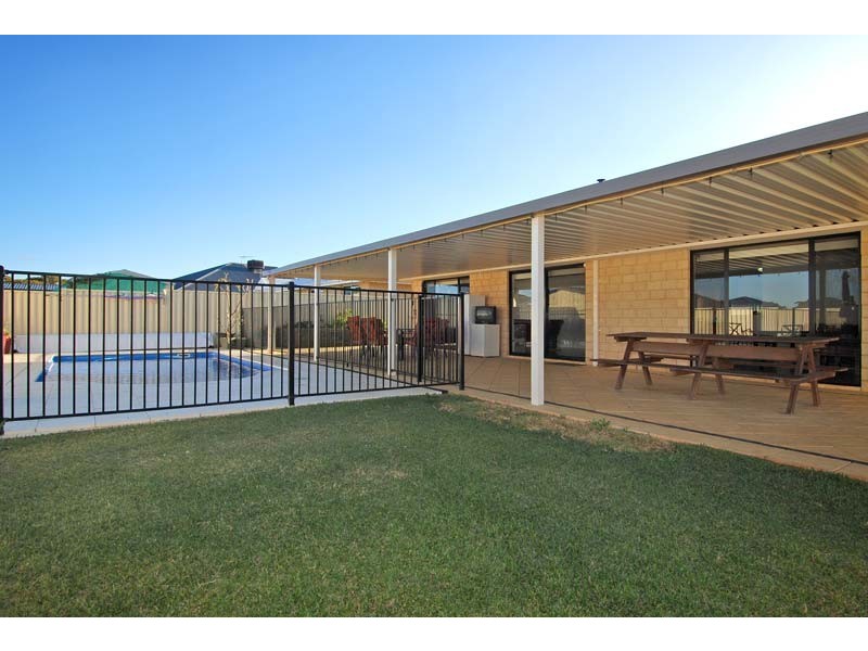 8 Henderson Drive, Kalgoorlie WA 6430