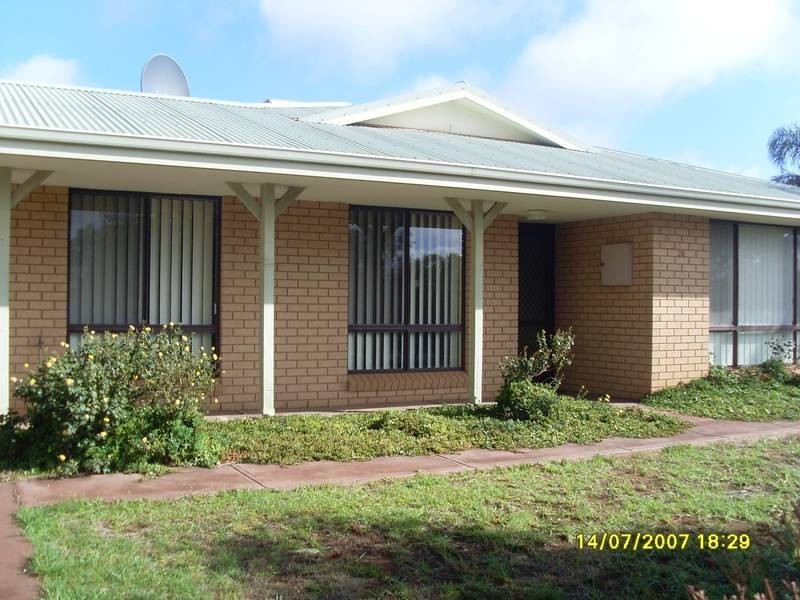 24 Holroyd Street, Boulder WA 6432