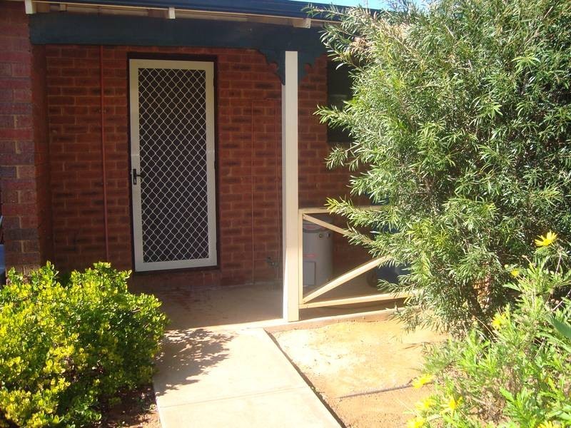 6/11 Piesse Street, Boulder WA 6432