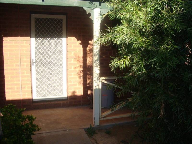 6/11 Piesse Street, Boulder WA 6432