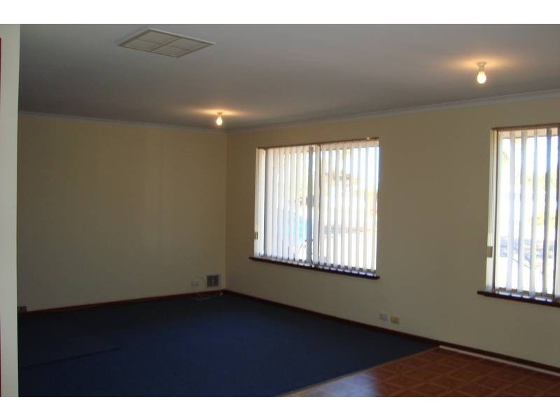 1/2 Steel Place, Boulder, Kalgoorlie WA 6430