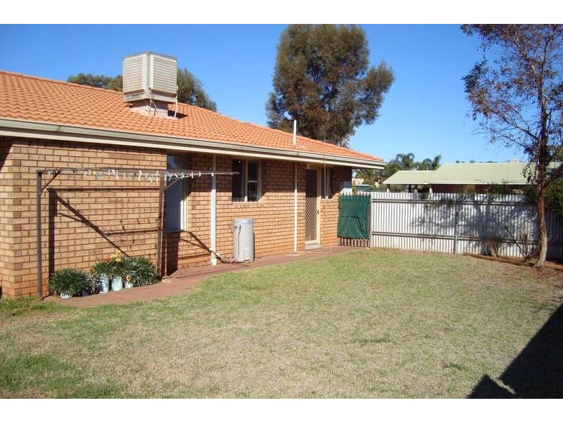 1/2 Steel Place, Boulder, Kalgoorlie WA 6430