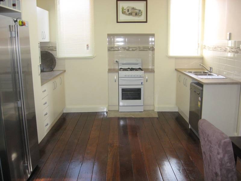 64 Hanbury St, Kalgoorlie WA 6430