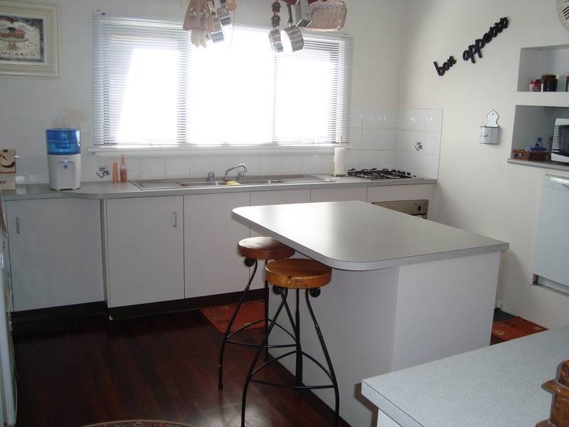 72 Killarney Street, Hannans WA 6430