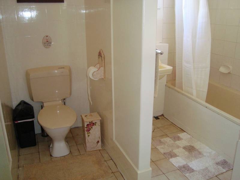 72 Killarney Street, Hannans WA 6430