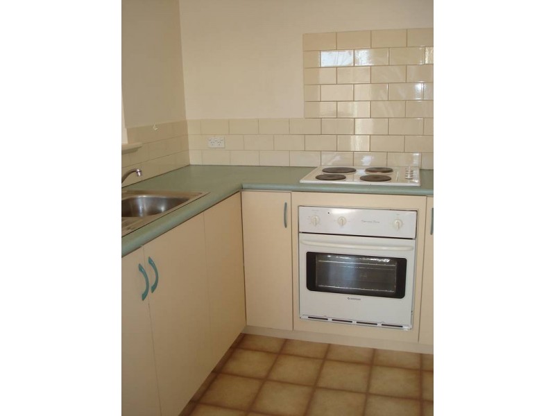 4/52 Roberts Street, Kalgoorlie WA 6430