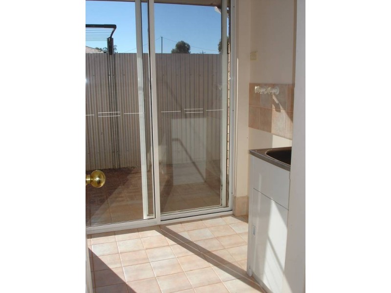 4/52 Roberts Street, Kalgoorlie WA 6430