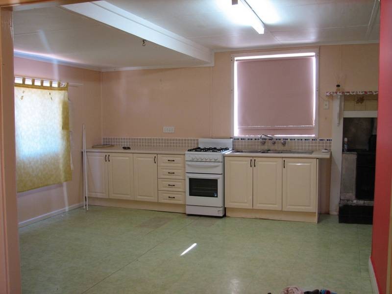 83 Hopkins Street, Boulder WA 6432