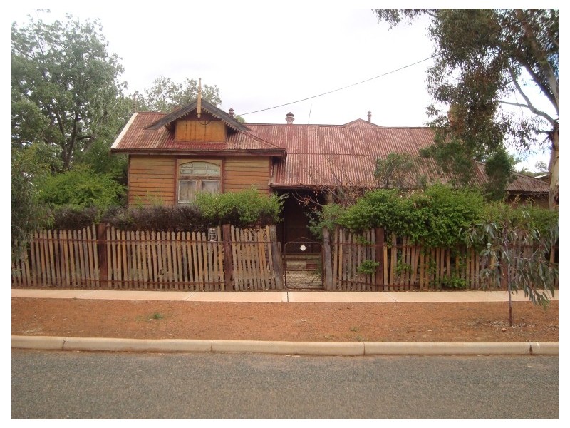 12 Varden Street, Hannans WA 6430
