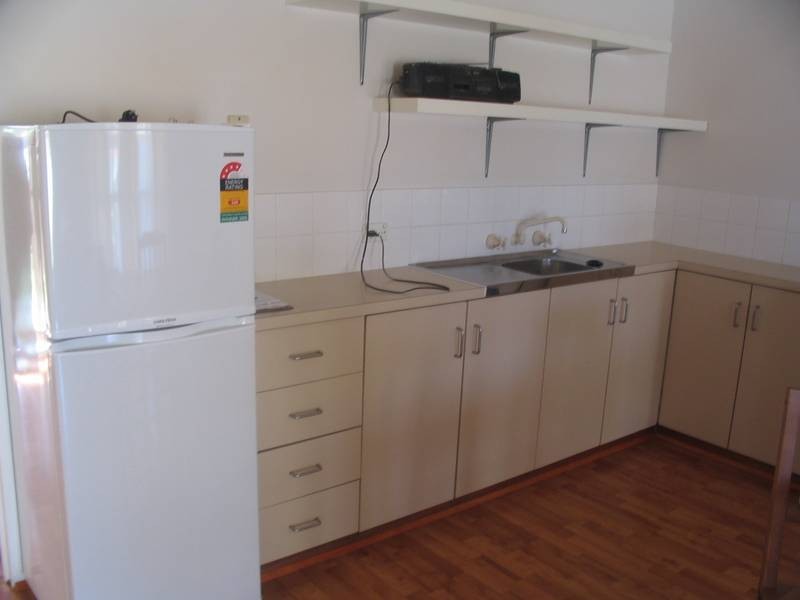 4/152 Moran Street, Boulder WA 6432