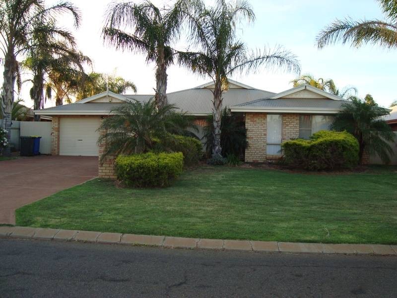 14 Heston Court, Kalgoorlie WA 6430